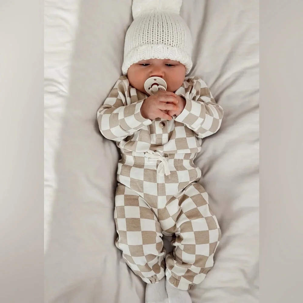 SIIX NWOT Tiramisu Checkerboard Organic Wells Top and Pants Matching Set Outfit